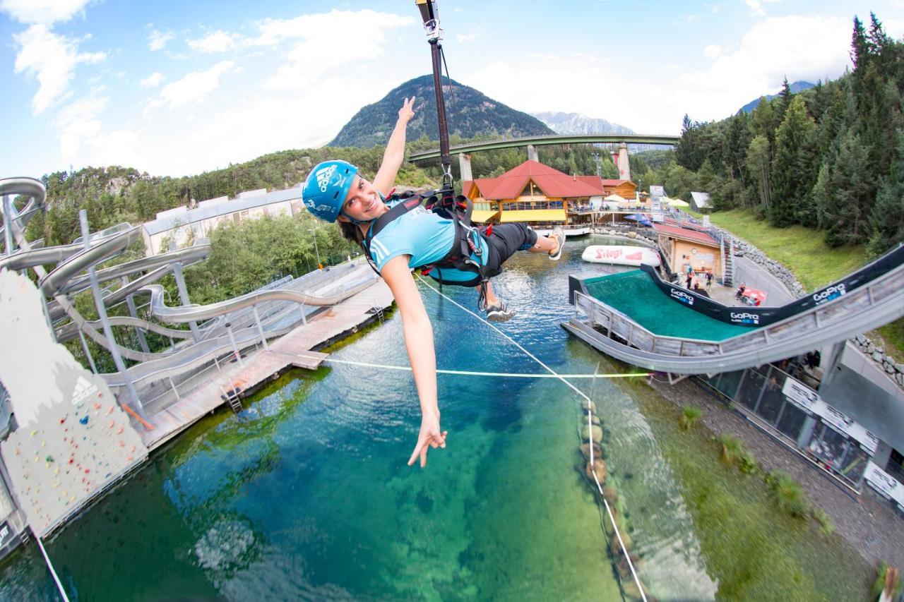 Hotel Bergwelt Langenfeld Bagian luar foto