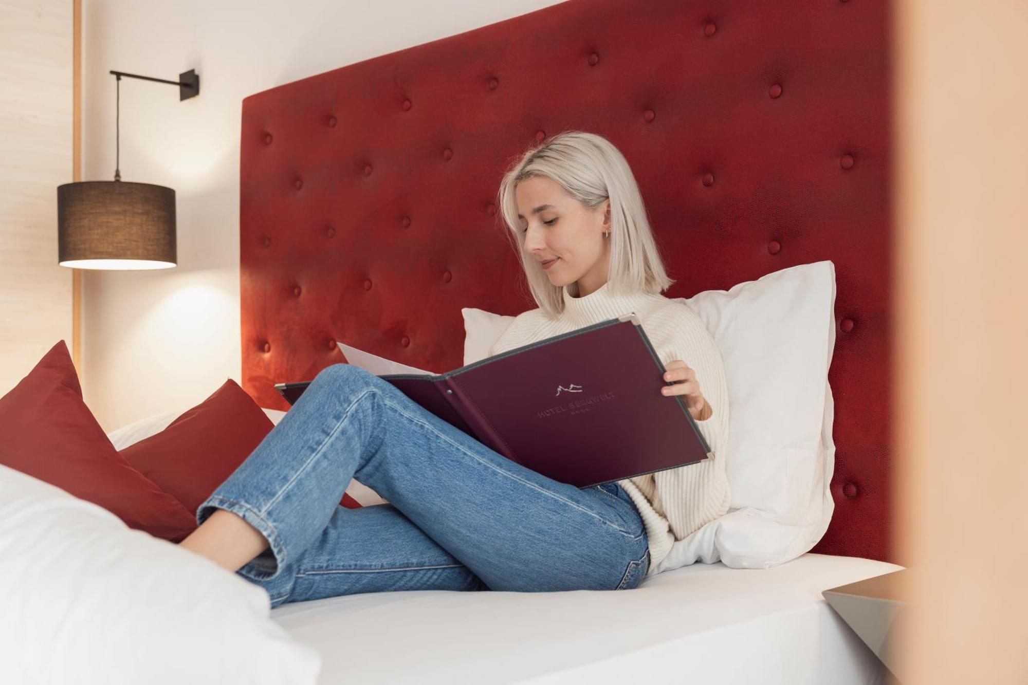 Hotel Bergwelt Langenfeld Bagian luar foto
